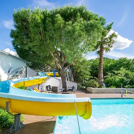 La Combe Blanche - Toboggan Aquatique Privee * Pépieux